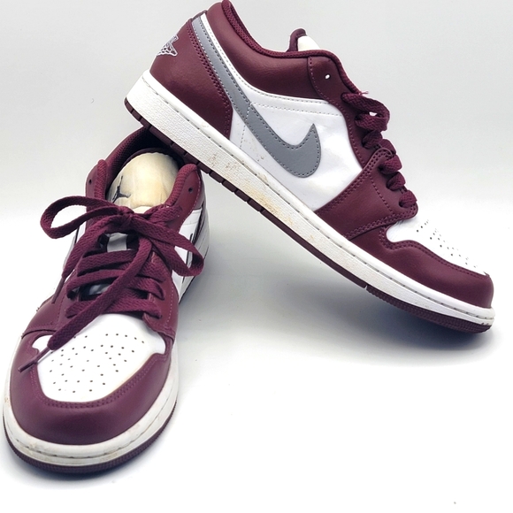 Jordan 1 Low White Bordeaux Size 8.5 (M) Size 10 (W) - Picture 1 of 7